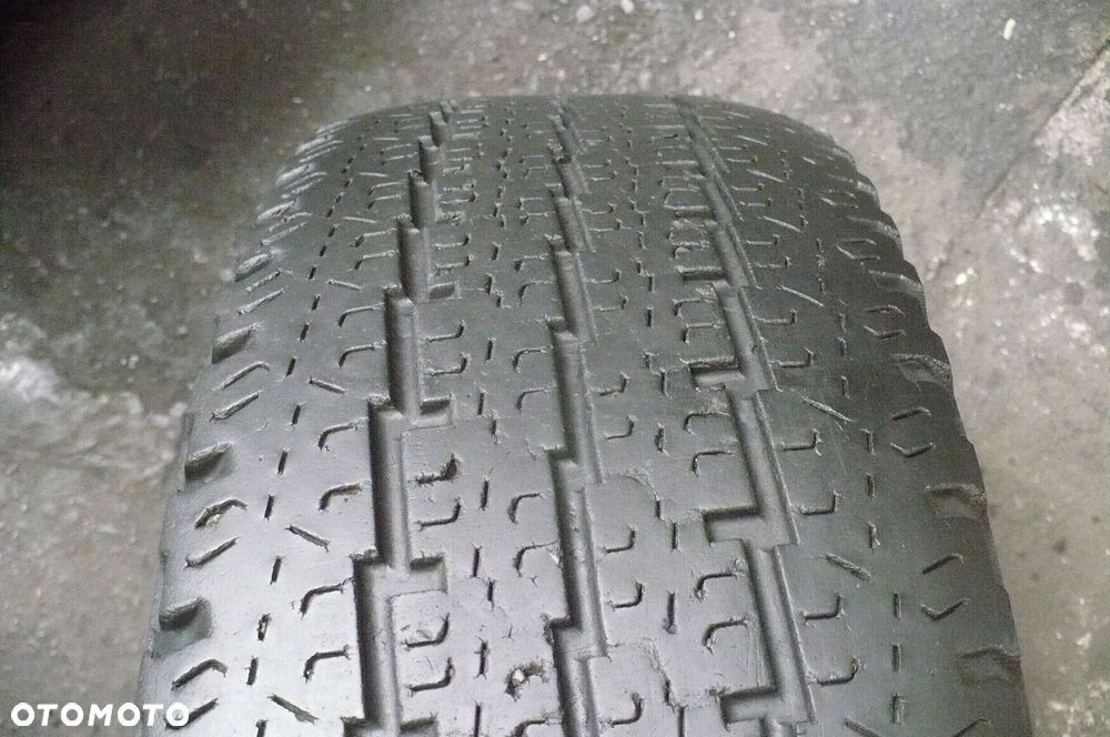 MICHELIN Agilis 81 215/70R15C 4,9mm 2016 - 1