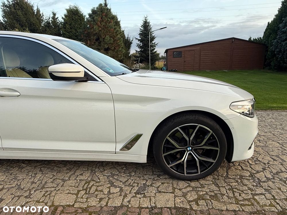 BMW Seria 5 520d - 4
