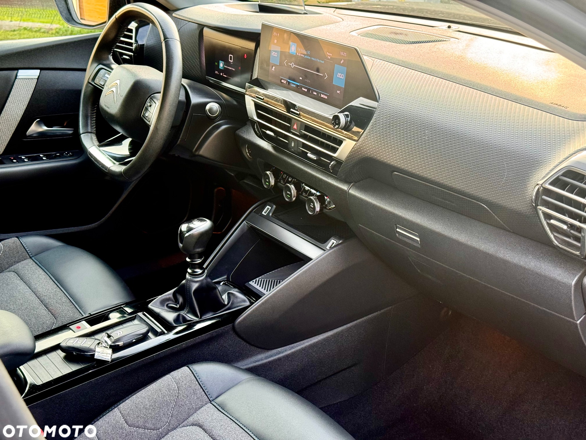 Citroën C4 1.2 PureTech Shine S&S - 8