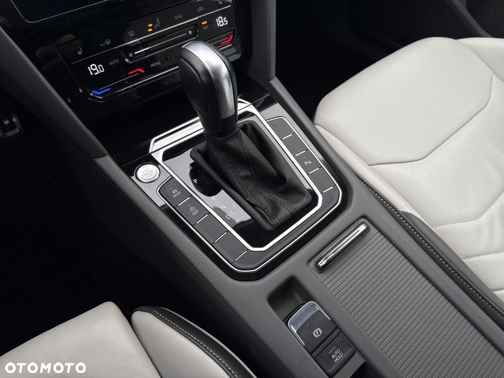 Volkswagen Arteon 2.0 TDI Elegance DSG - 19