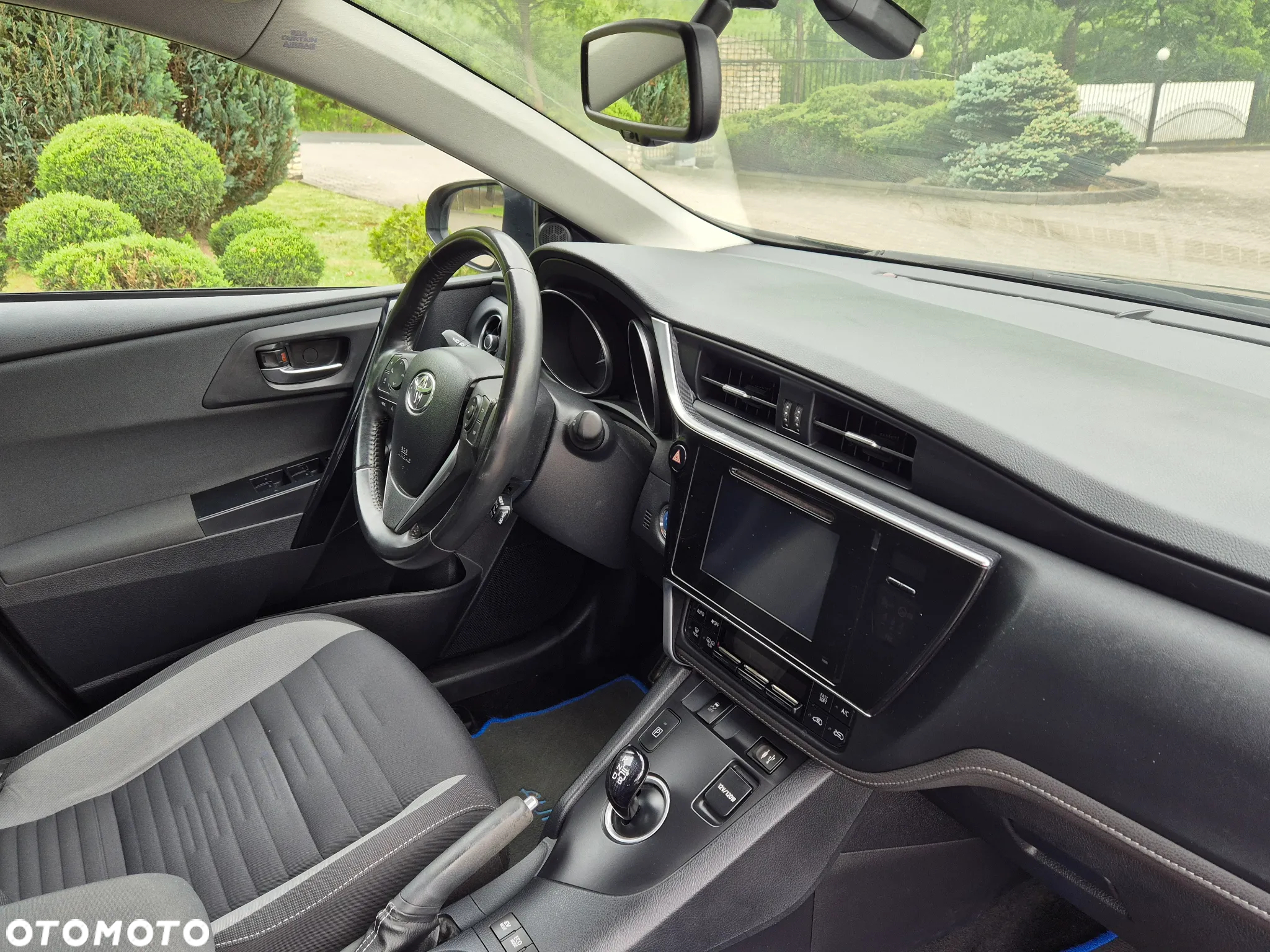 Toyota Auris 1.8 VVT-i Hybrid Automatik Style Selection - 19