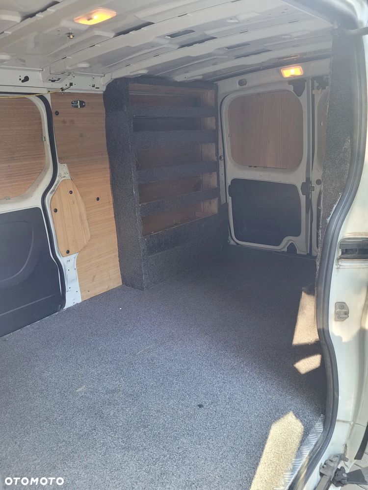 Renault Trafic - 10
