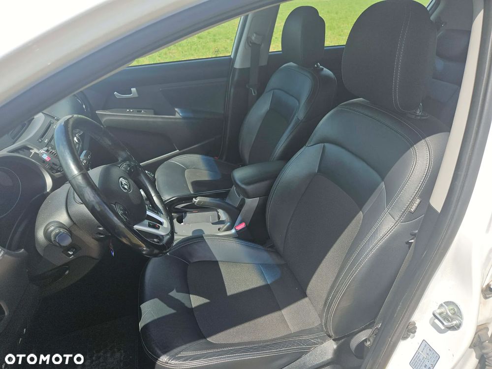 Kia Sportage - 10