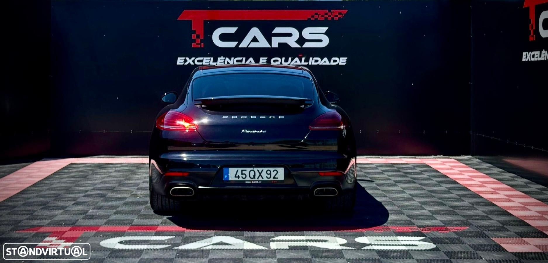 Porsche Panamera Edition - 4