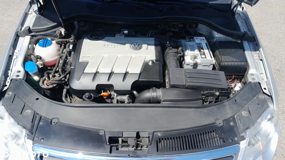Volkswagen Passat 2.0 TDI DPF Comfortline DSG - 16