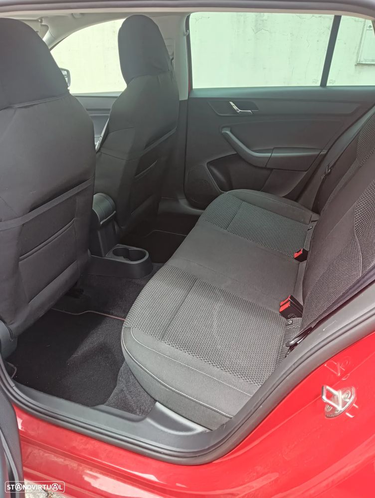 Skoda Rapid Spaceback 1.6 TDi Elegance - 7