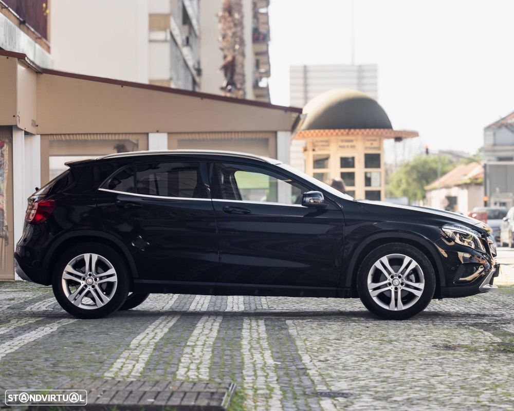 Mercedes-Benz GLA 220 d 7G-DCT Urban - 7