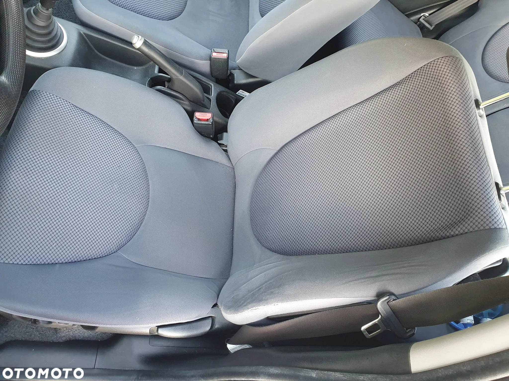 Honda Jazz 1.4 LS - 12