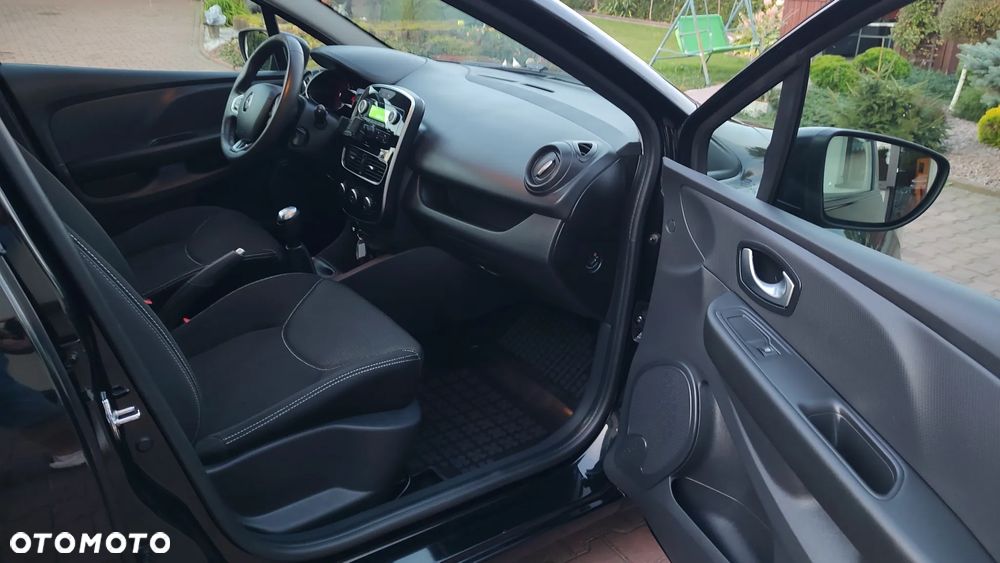 Renault Clio - 12