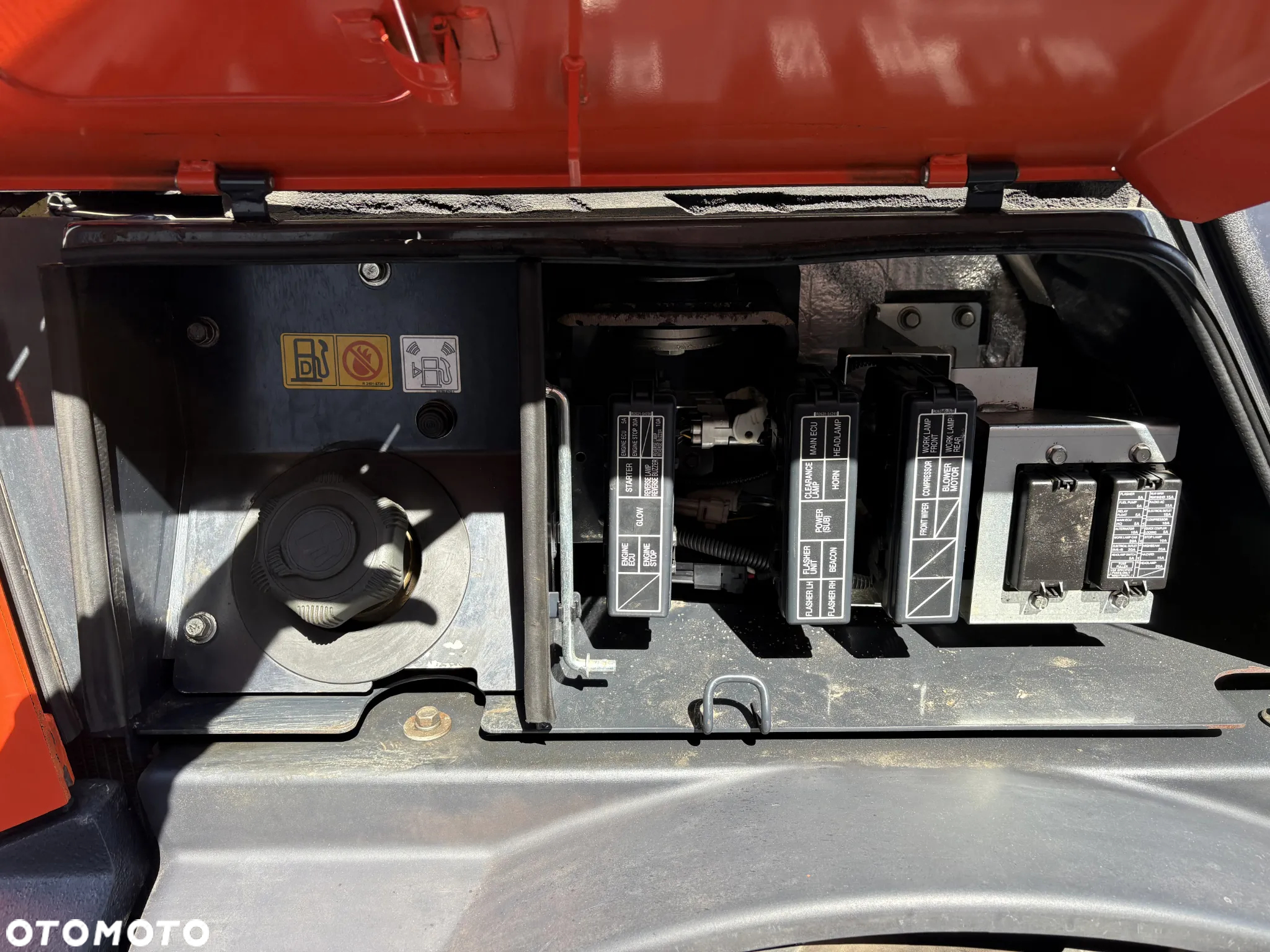 Kubota R082 - 23