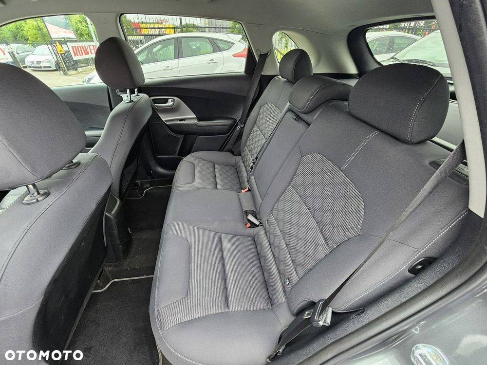Kia Niro - 40
