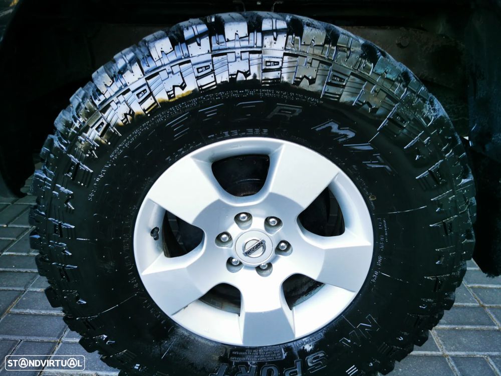 Nissan Navara - 12