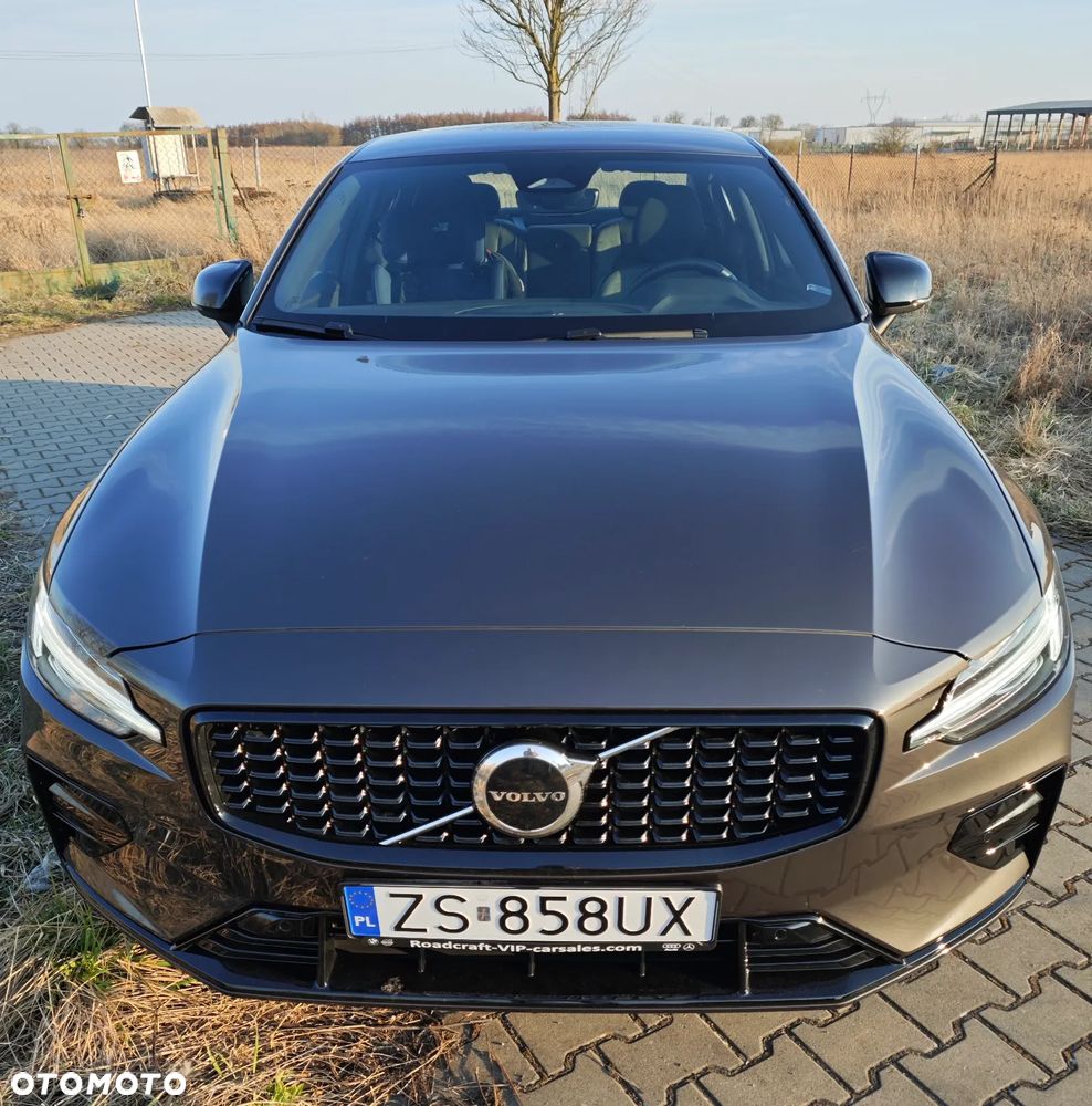 Volvo S60 B4 B DKG Plus Dark - 6