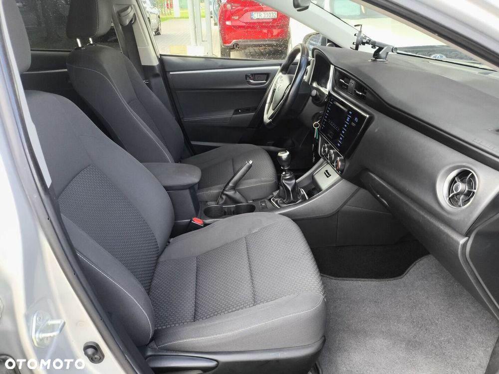 Toyota Corolla 1.6 Premium EU6 - 10