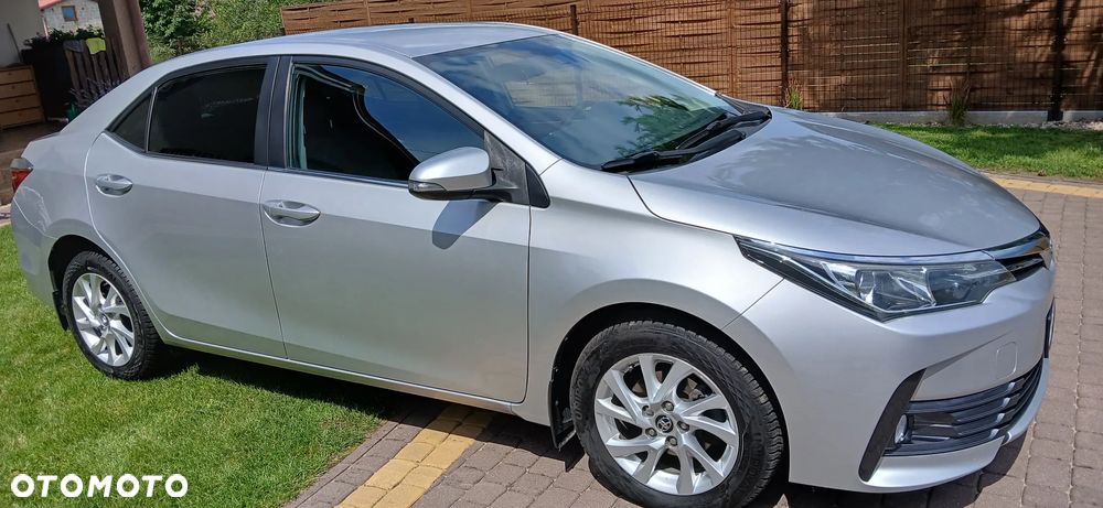 Toyota Corolla 1.6 Comfort - 2