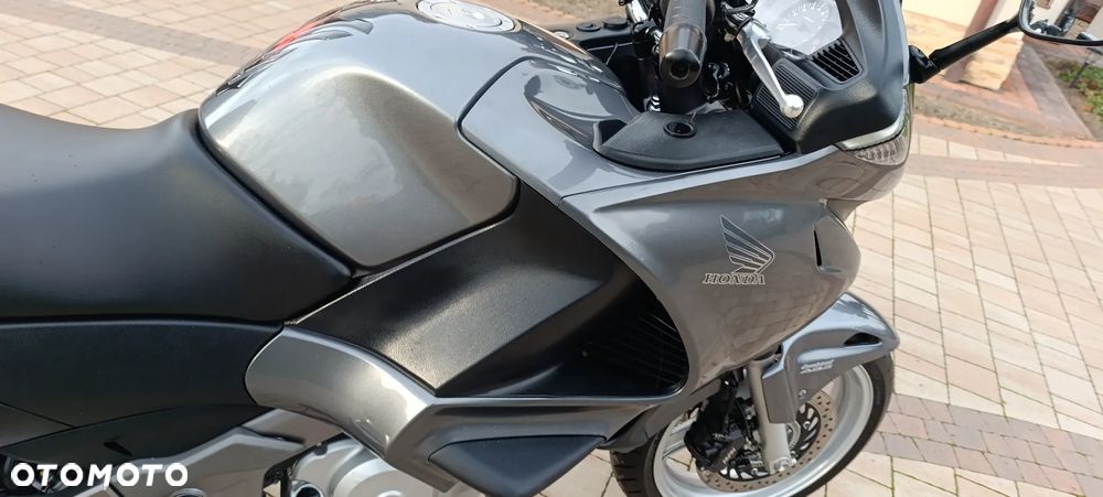 Honda Deauville - 21