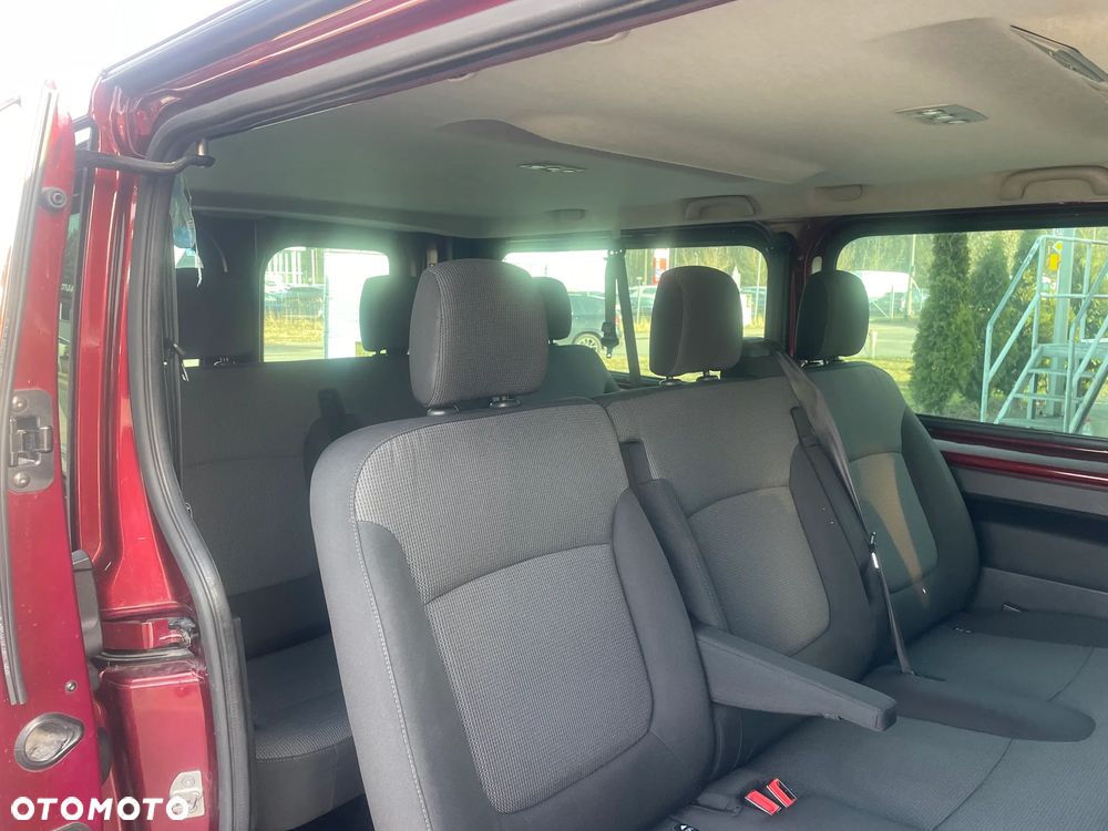 Renault Trafic 2.0 dCi EDC - 13