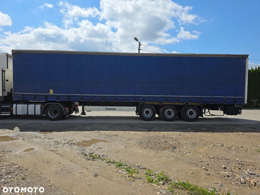 Krone SD, Standard, osie SAF, Podnoszona, tarcza - 5