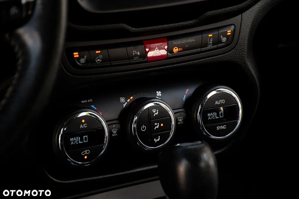 Jeep Renegade 1.4 MultiAir Active Drive Automatik Limited - 34