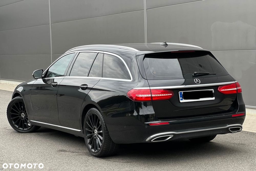 Mercedes-Benz Klasa E 200 d 9G-TRONIC Exclusive - 4