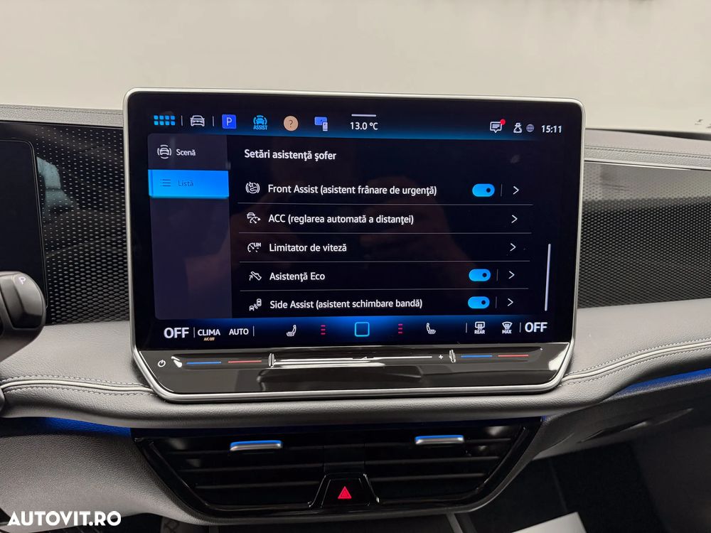 Volkswagen Passat 1.5 eTSI DSG MHEV Business - 32