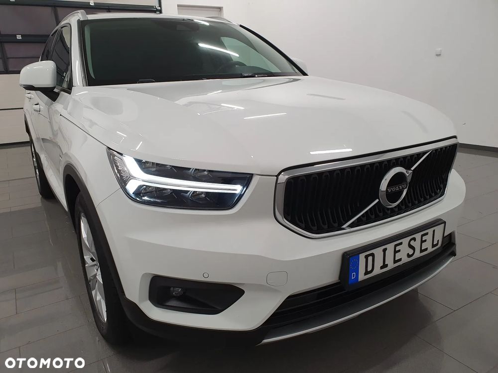 Volvo XC 40 D3 SCR R-Design - 29