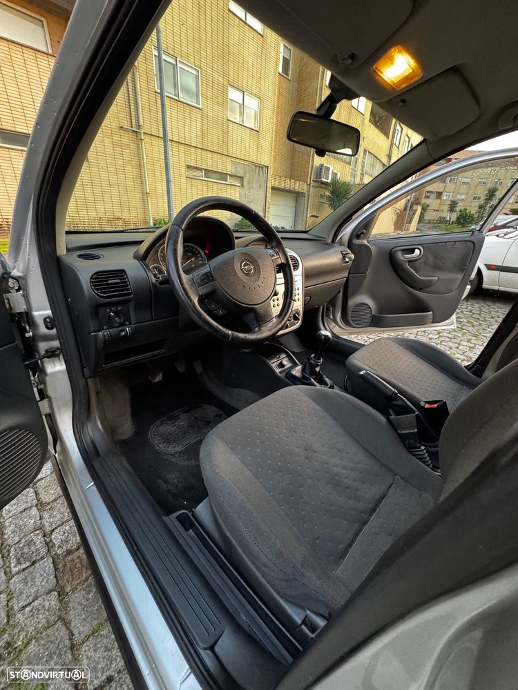 Opel Corsa 1.2 16V Confort - 12