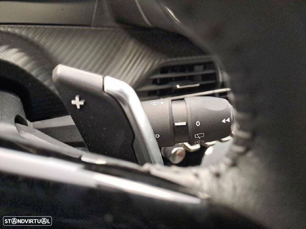 Peugeot 2008 1.2 Hybrid Allure e-DCS6 - 15