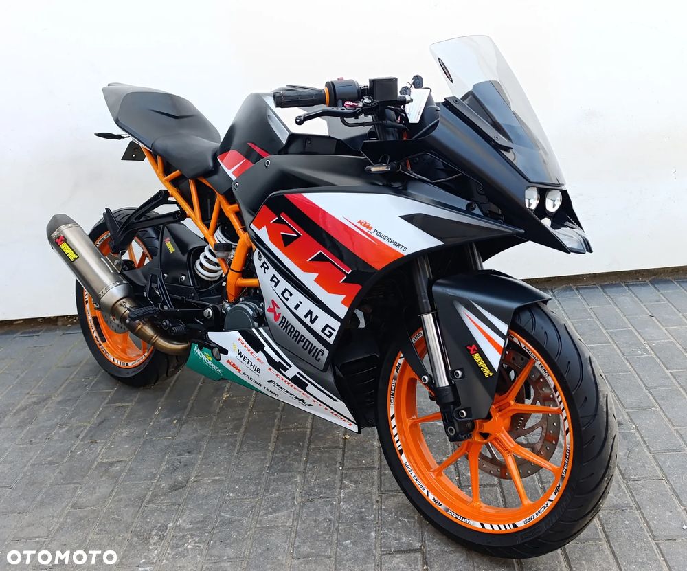 KTM RC 125 - 8