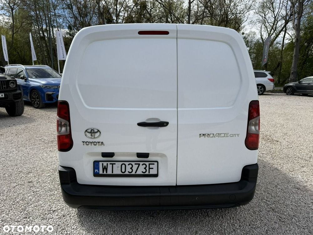 Toyota Proace City - 17