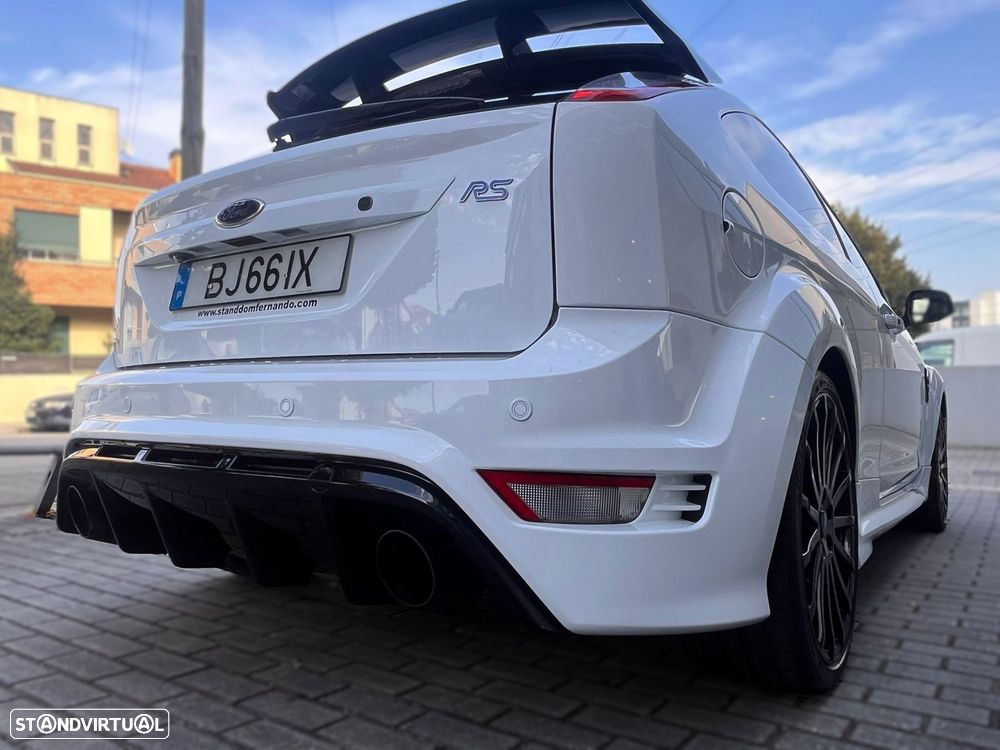 Ford Focus 2.5 T RS - 17