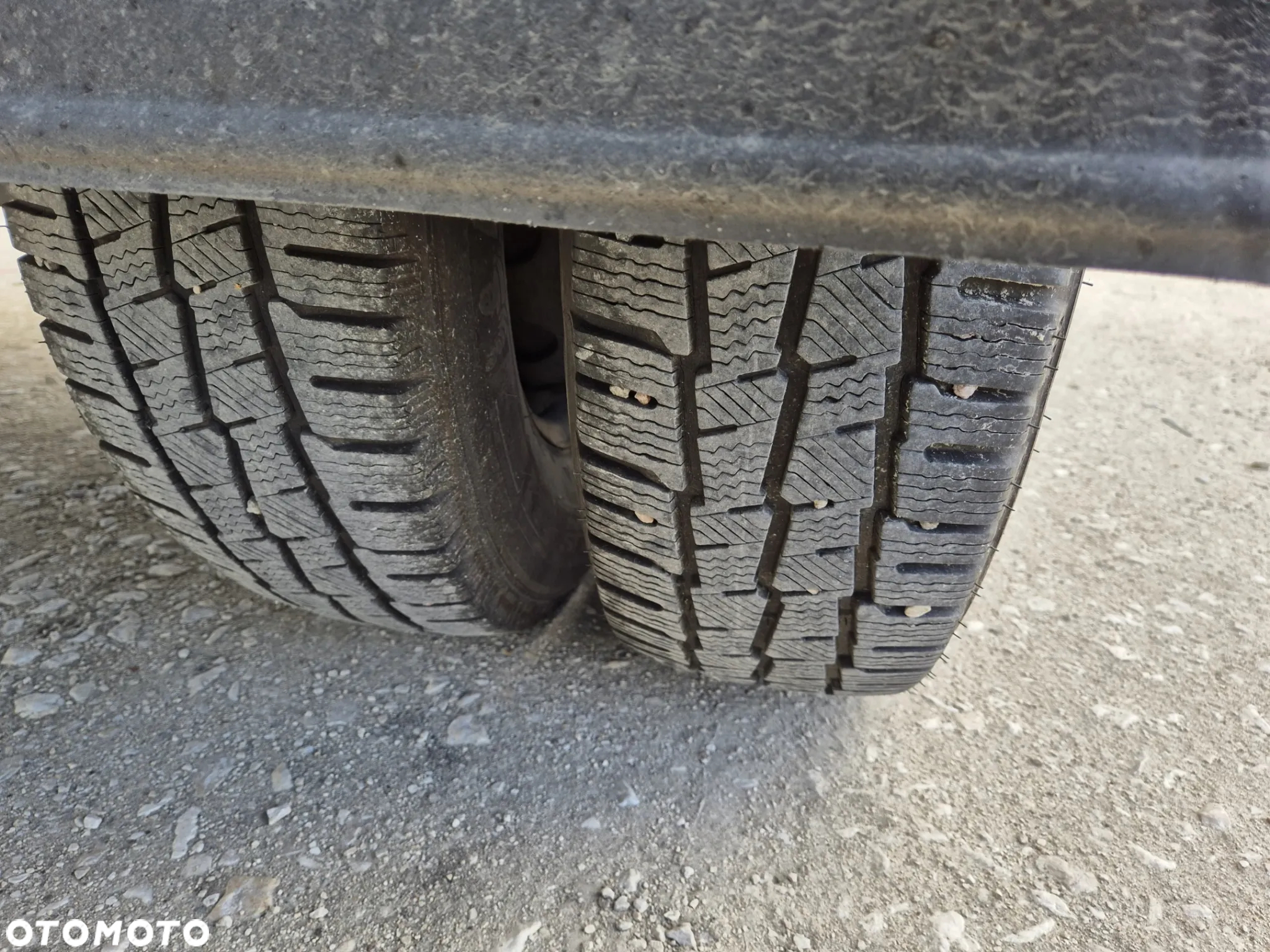 Iveco Ciągnik siodłowy 35c17 - 14