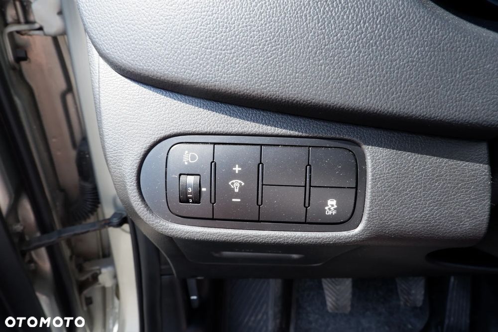 Kia Carens 1.7 CRDi XL - 18