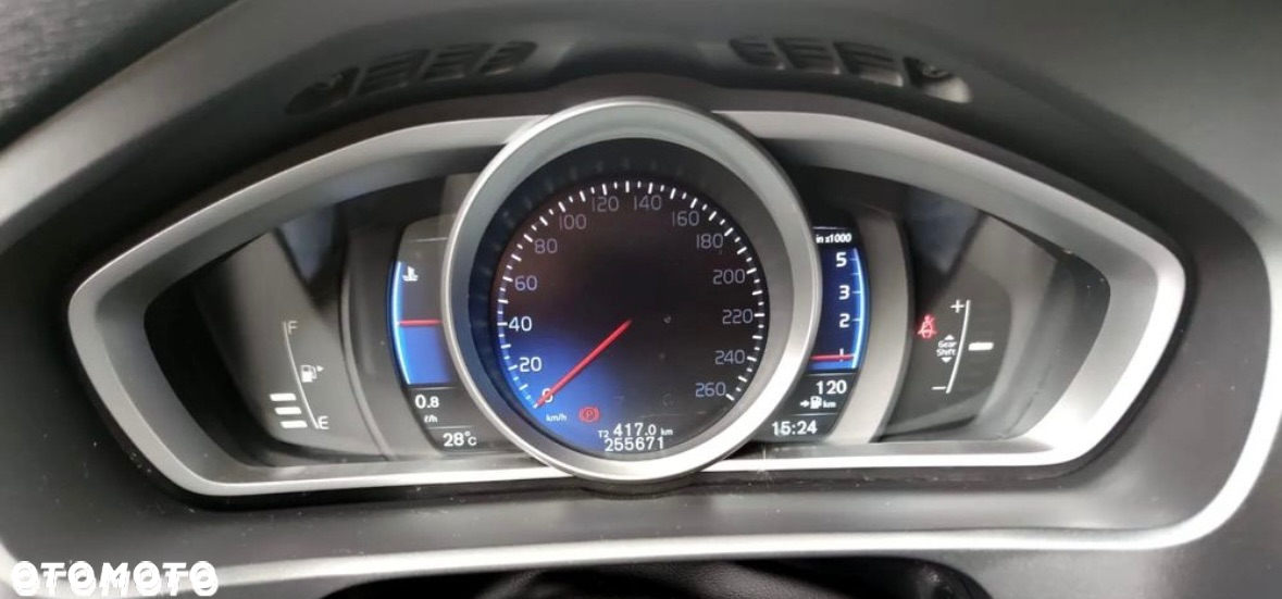 Volvo V40 D2 Drive-E R-Design Kinetic - 20
