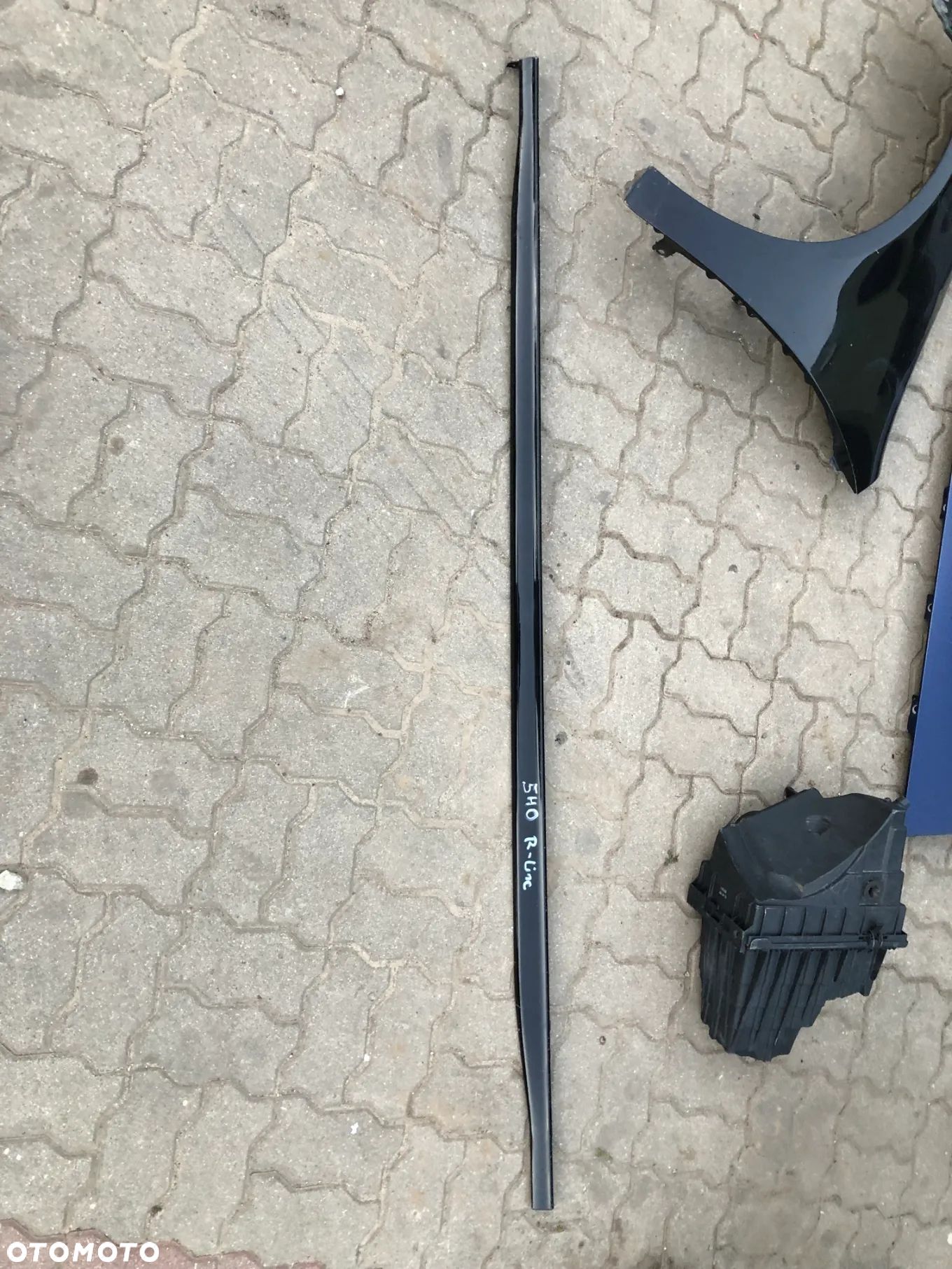 Listwa progowa prawa VW Golf 8 5H0 R Line HB 19-5H0853288a - 1
