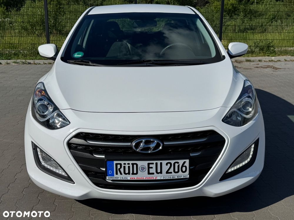 Hyundai i30 1.4 Trend - 3