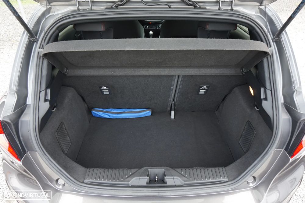 Ford Fiesta 1.0 EcoBoost MHEV ST-Line - 56