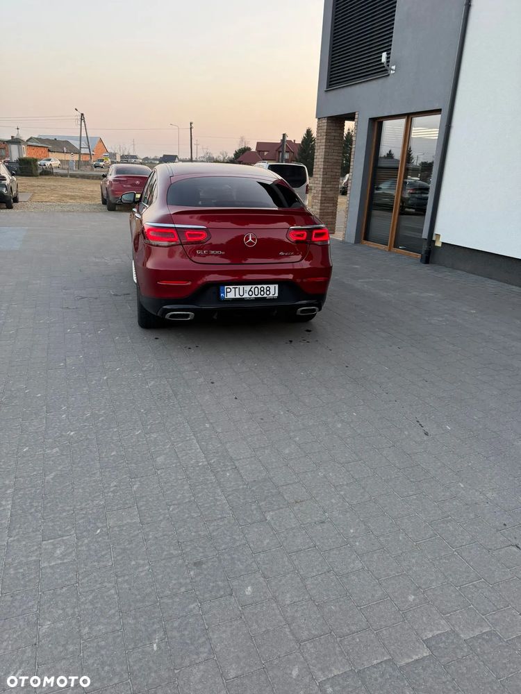 Mercedes-Benz GLC 300 4-Matic - 5