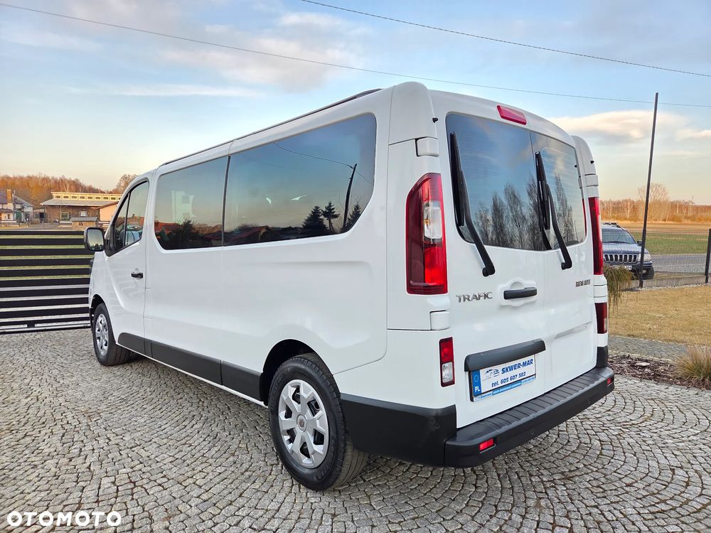Renault Trafic 2.0 dCi - 6