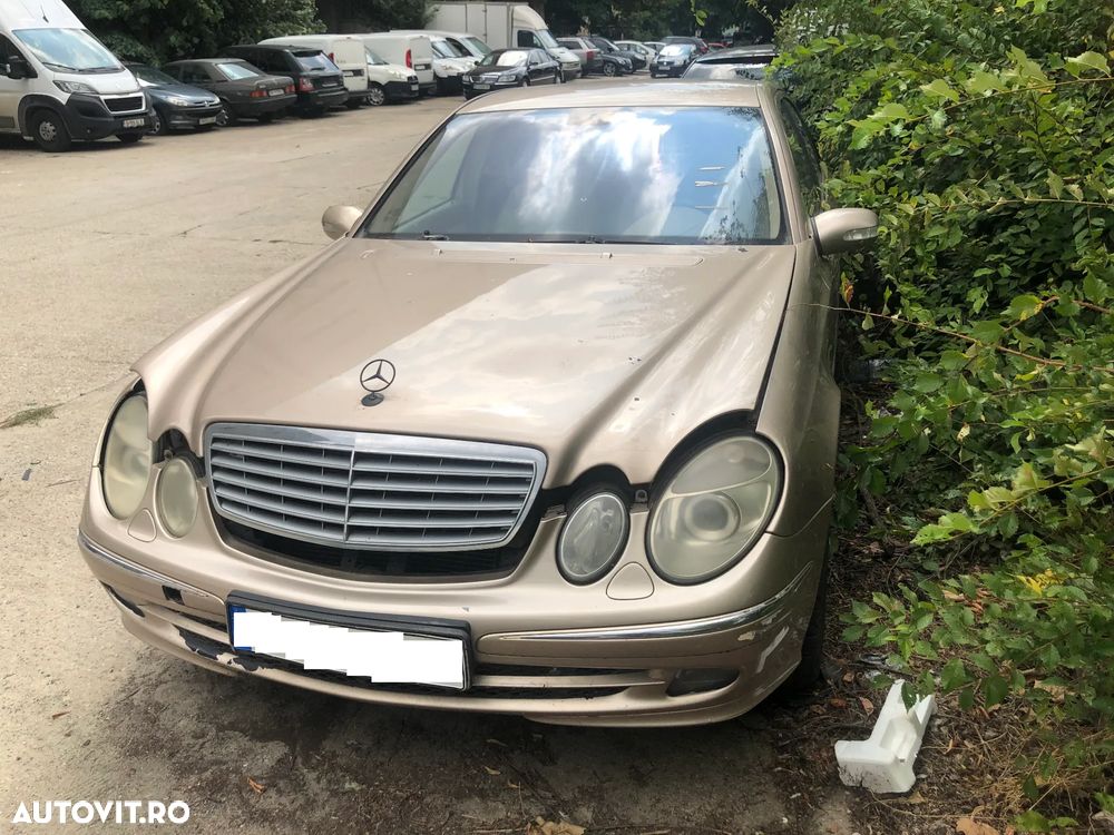 Dezmembrez Mercedes Benz E270 CDI W211 2007 bej auriu cutie manuala - 7