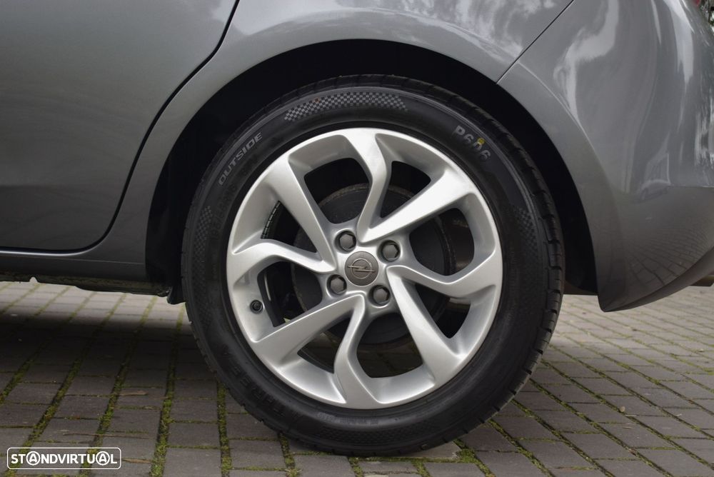 Opel Corsa 1.0 T 120 Anos - 47