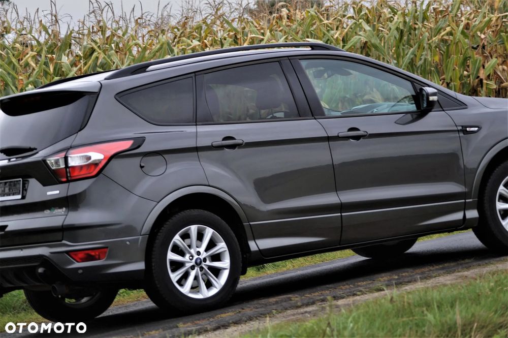 Ford Kuga - 16