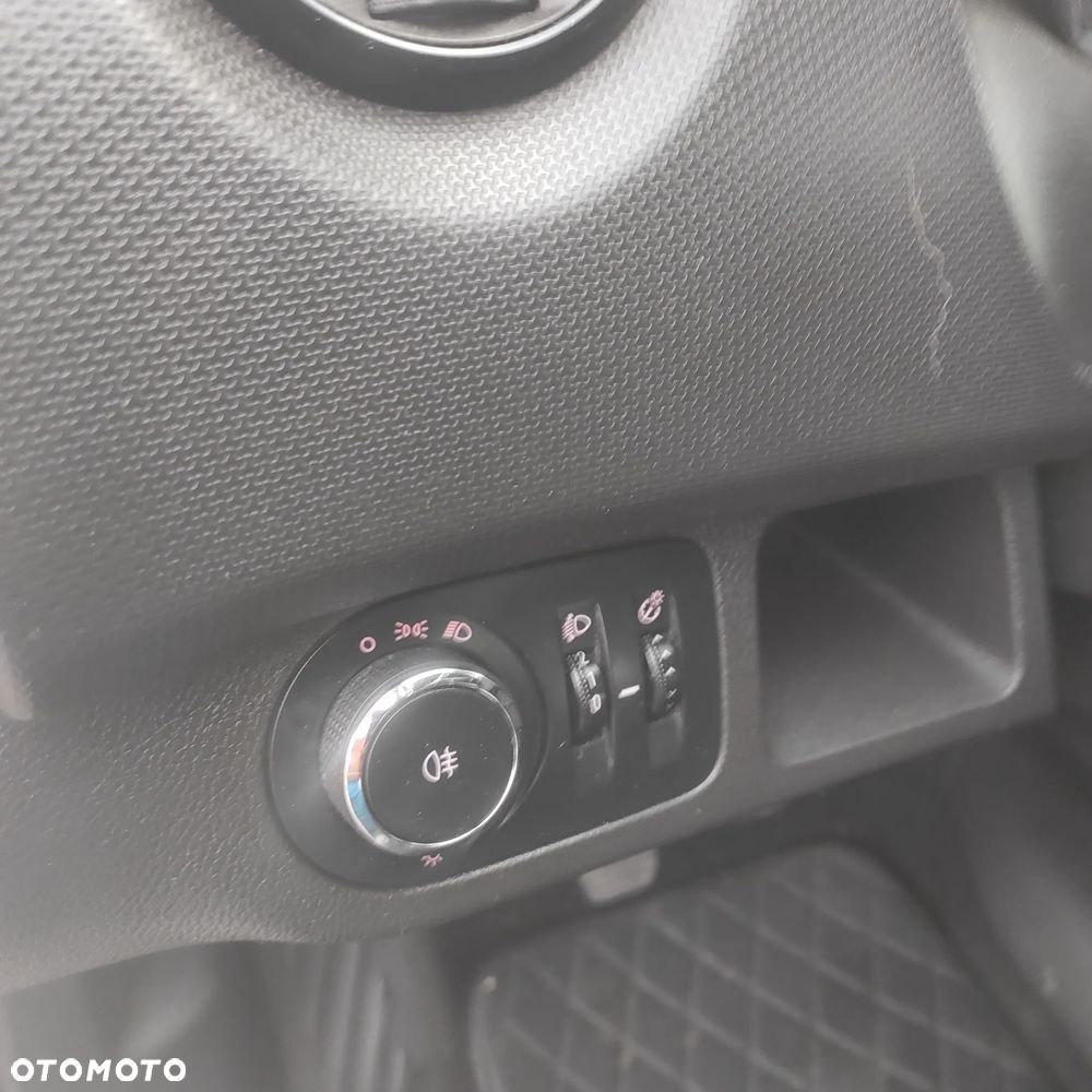 Opel Meriva - 26