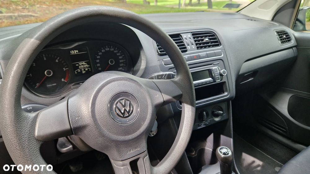Volkswagen Polo - 9