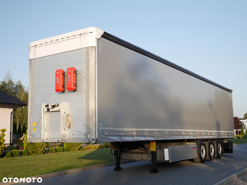 Schmitz Cargobull Standard/Oś Podnoszona/ Paleciara - 1