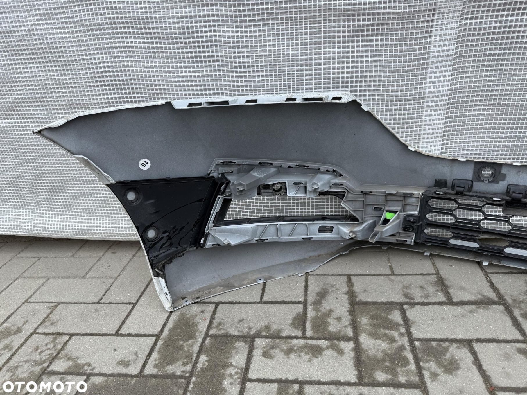 SKODA OCTAVIA IV ZDERZAK PRZEDNI PRZÓD 5E0807221 - 8
