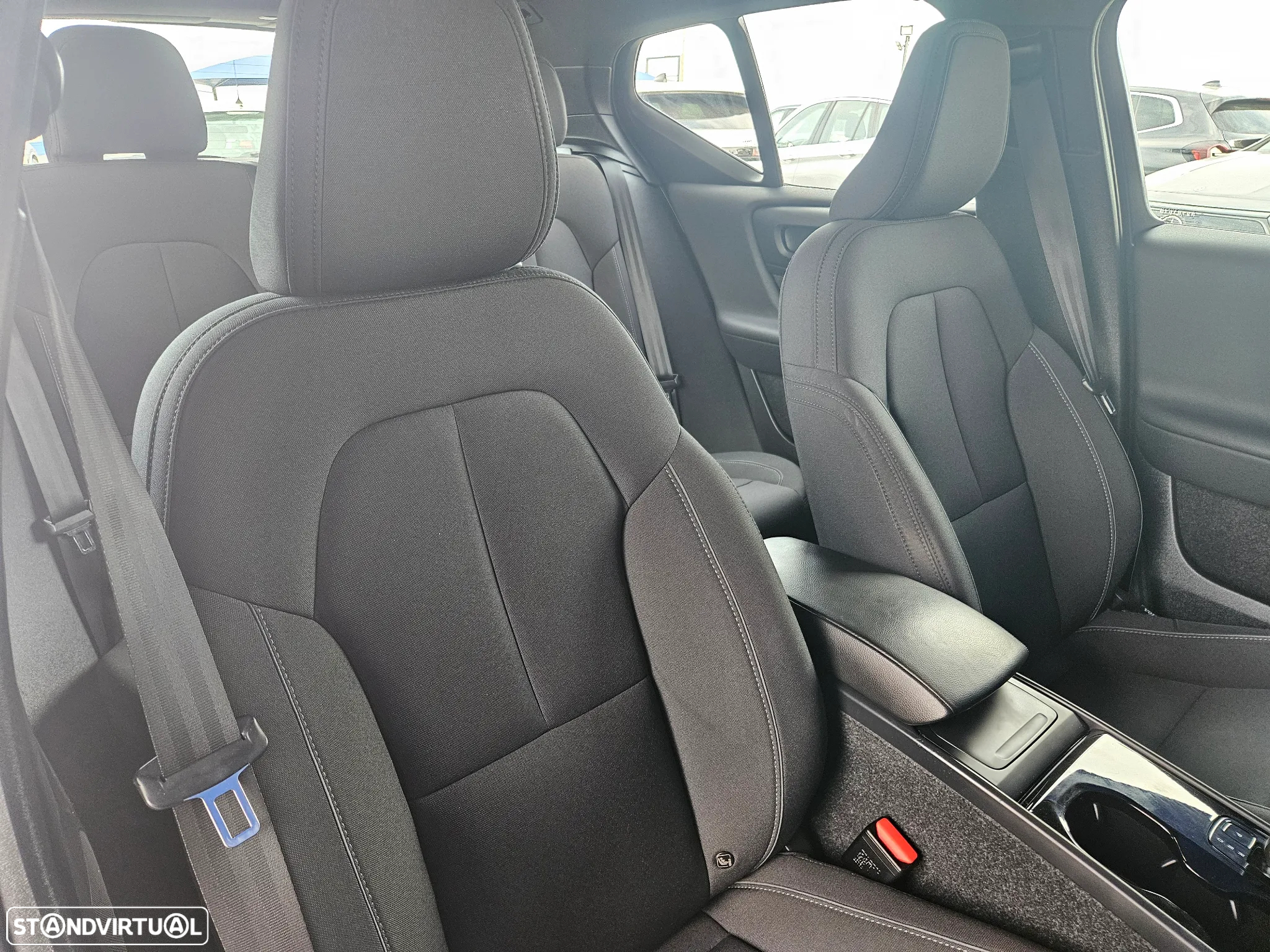 Volvo XC 40 Recharge Plus - 42
