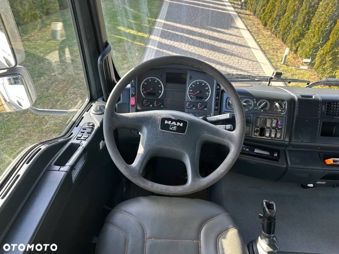 MAN TGA 24.410 6x4 HIAB MANUAL - 14