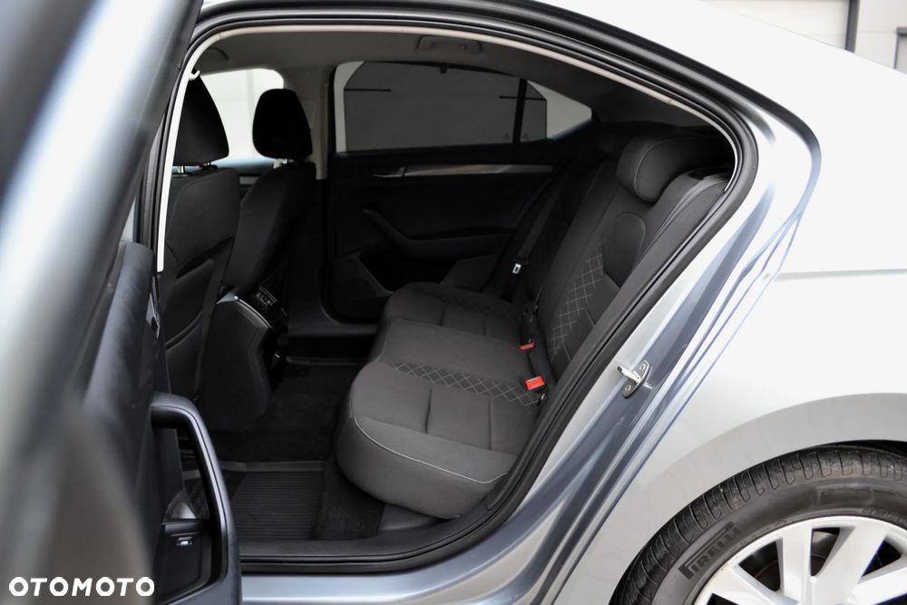 Skoda Superb 1.8 TSI Ambition - 7