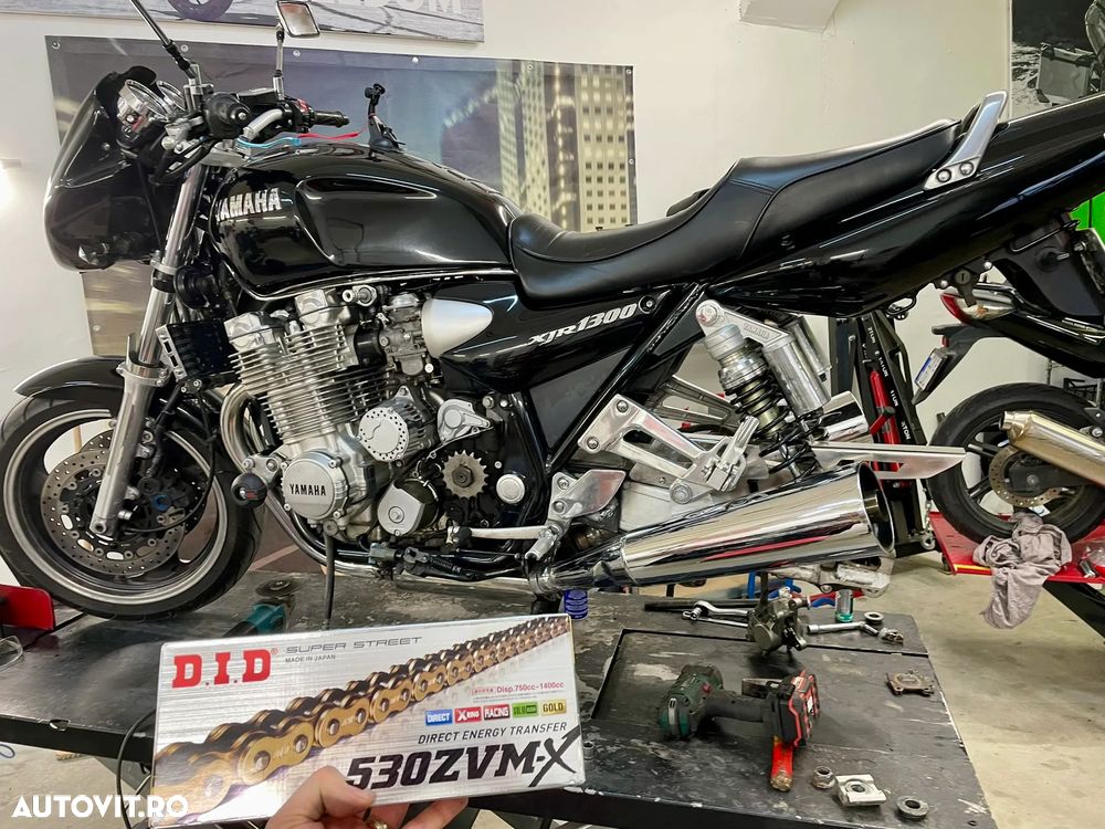 Yamaha FJR 1300A - 17